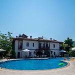 Hotel Su 3*