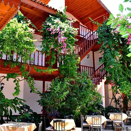 Su Ξενοδοχείο 3*