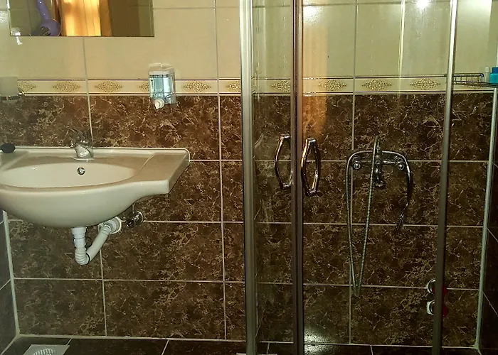 Su Hotell 3*