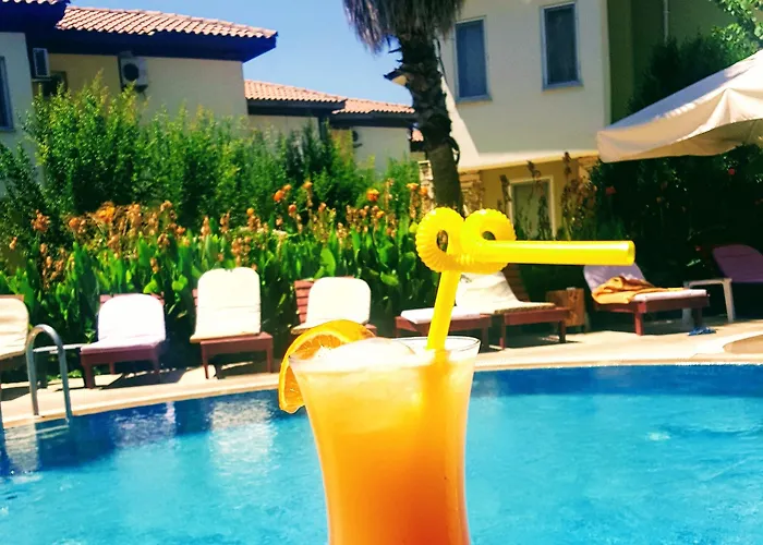 Su Hotell 3*